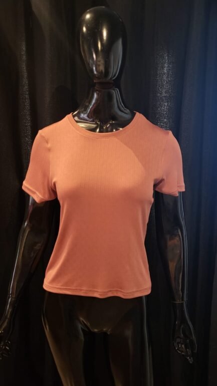 Blusa de malha detalhe rosê